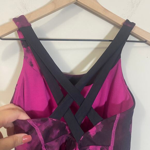 $10 SALE Lululemon Enhearten Tank Top Bra Blooming Pixie Raspberry Black  Sz 8 - Picture 6 of 12